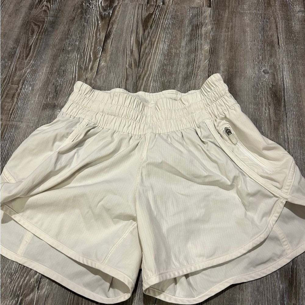 ‼️ SOLD 🚨 Lululemon Shorts Size 4